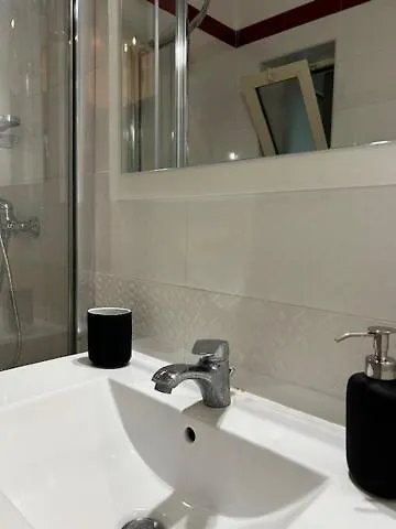 아파트 Al Piccone